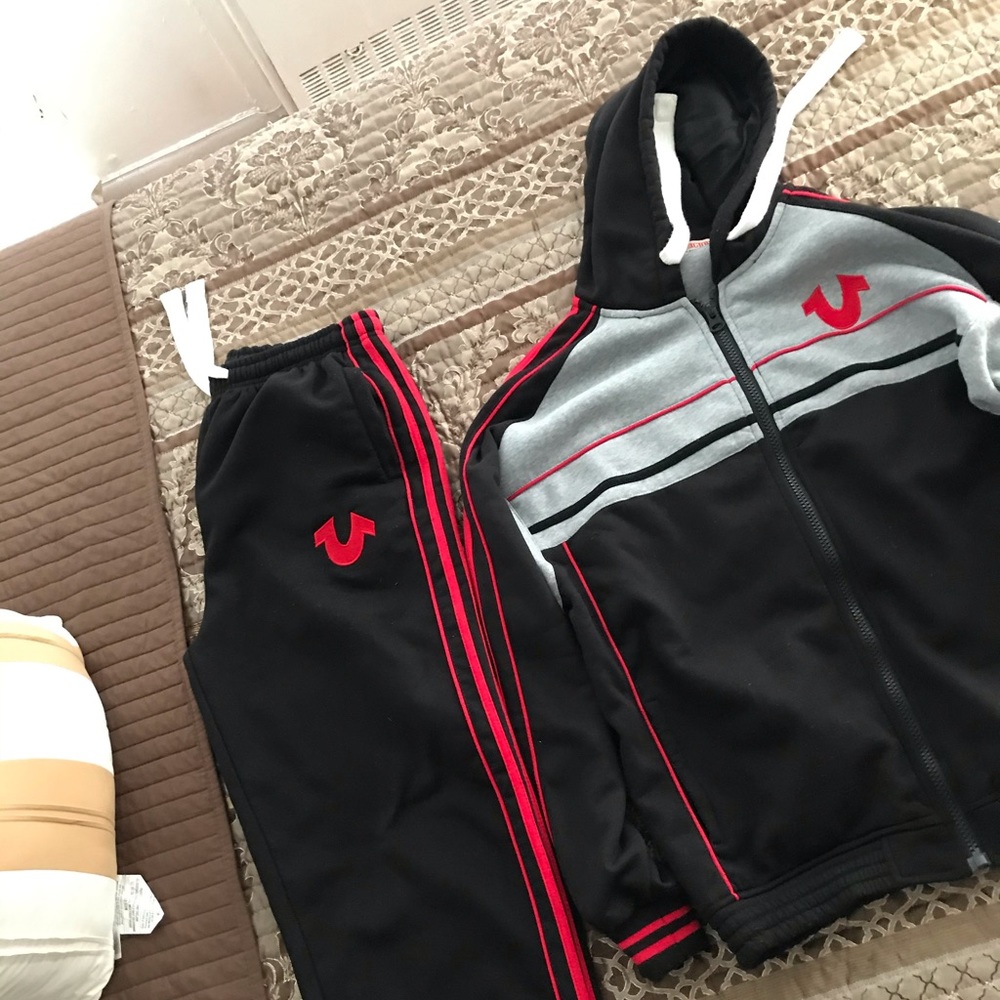 True religion sweatsuit